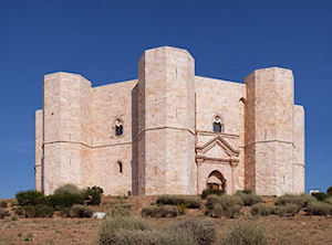 Bari History Tour with Castel Monte