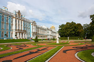 Private One Day  Catherine and Peterhof Palace  (Includes Visa)